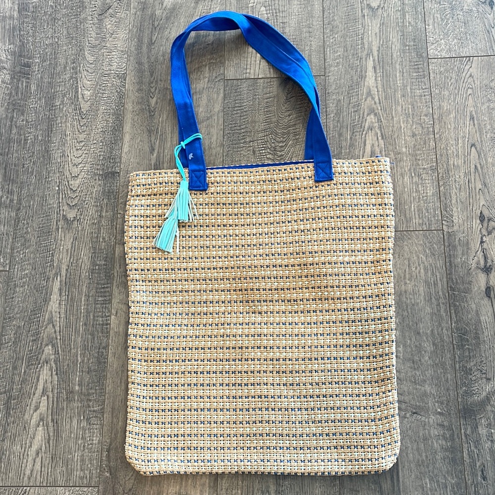 💙Target Bag w Blue Canvas Straps💙